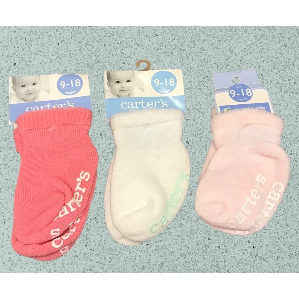 3 pair Vintage Y2K 2003 Babies Infants Carters gripper socks‎